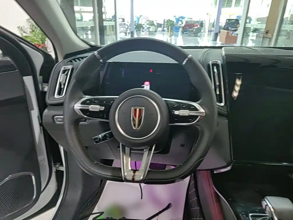 Hongqi Hongqi HS3 — миниатюра 15