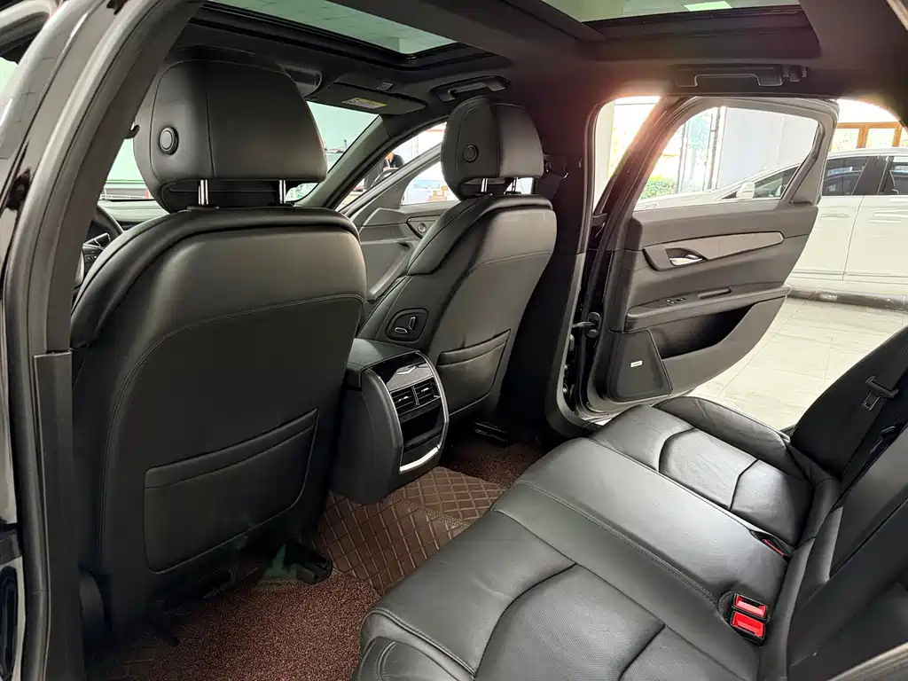 Cadillac CT6 — миниатюра 15