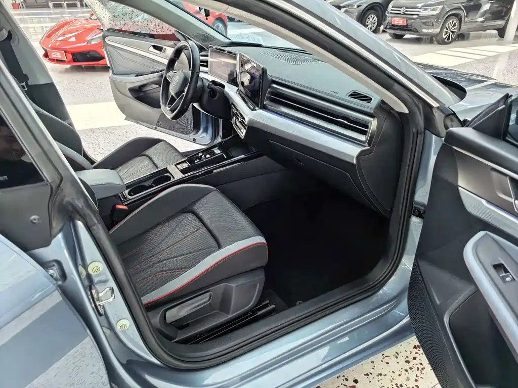 Volkswagen Lamando Lamando L 280TSI DSG Cool Hot Edition, фото 8