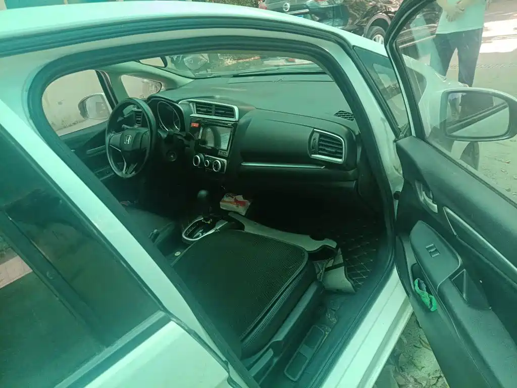 Honda Fit — миниатюра 19