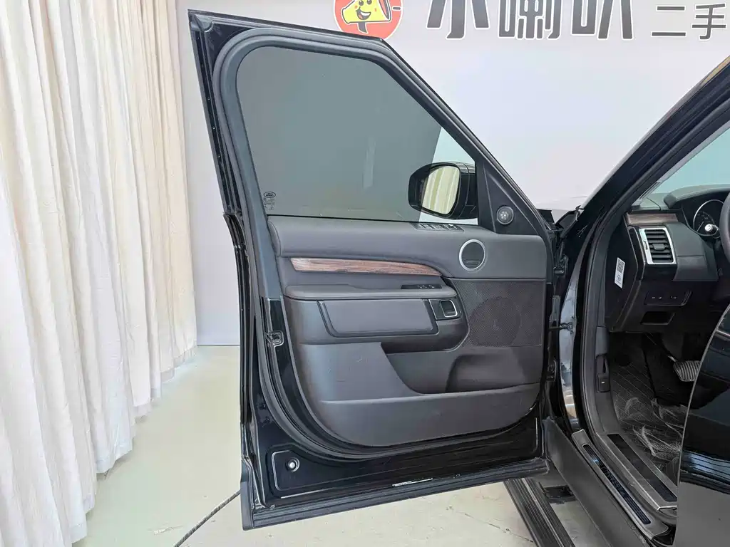 Land Rover Discovery — миниатюра 23