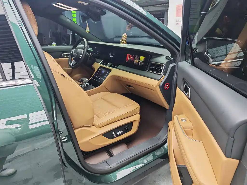 Li Auto Li ONE — миниатюра 12