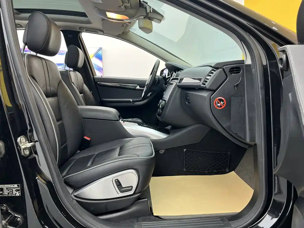 Mercedes-Benz R-Class — миниатюра 20