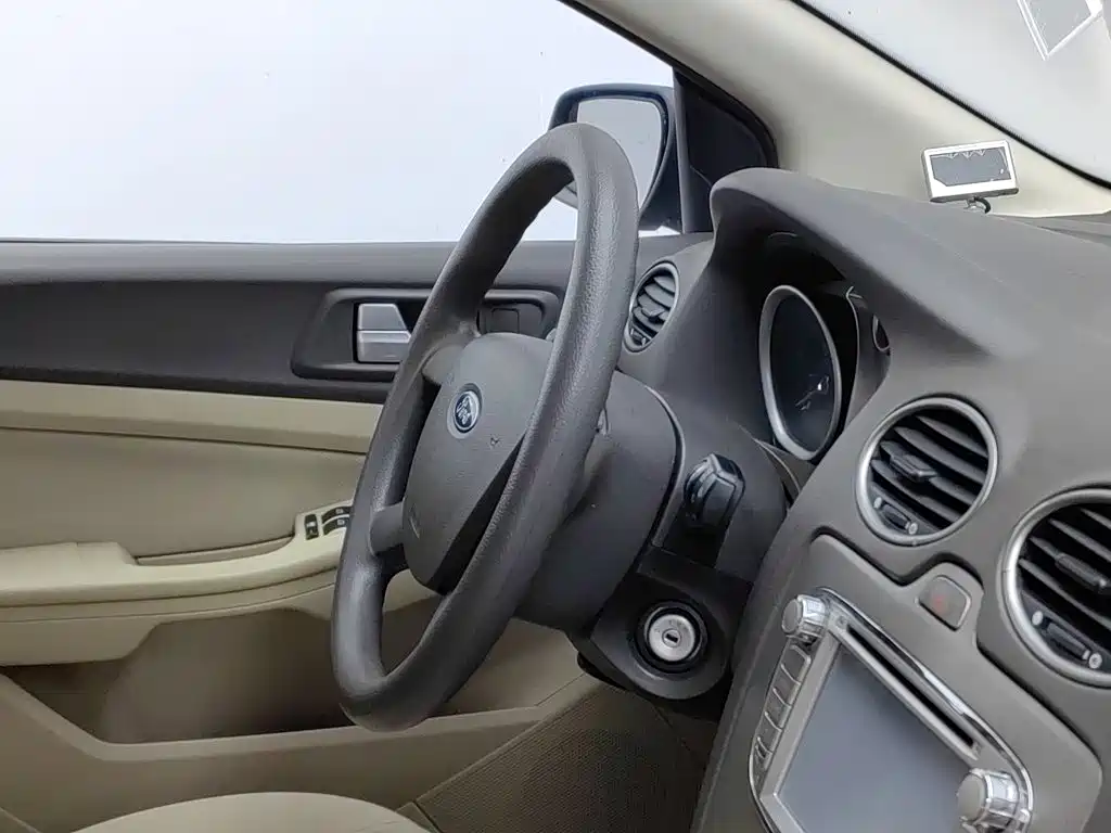 Ford Focus — миниатюра 22