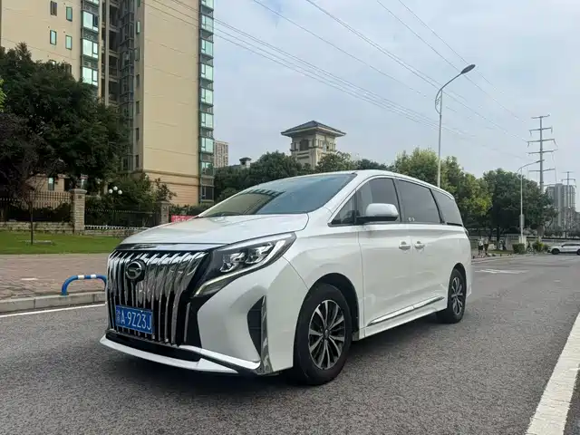 2023 GAC GN8