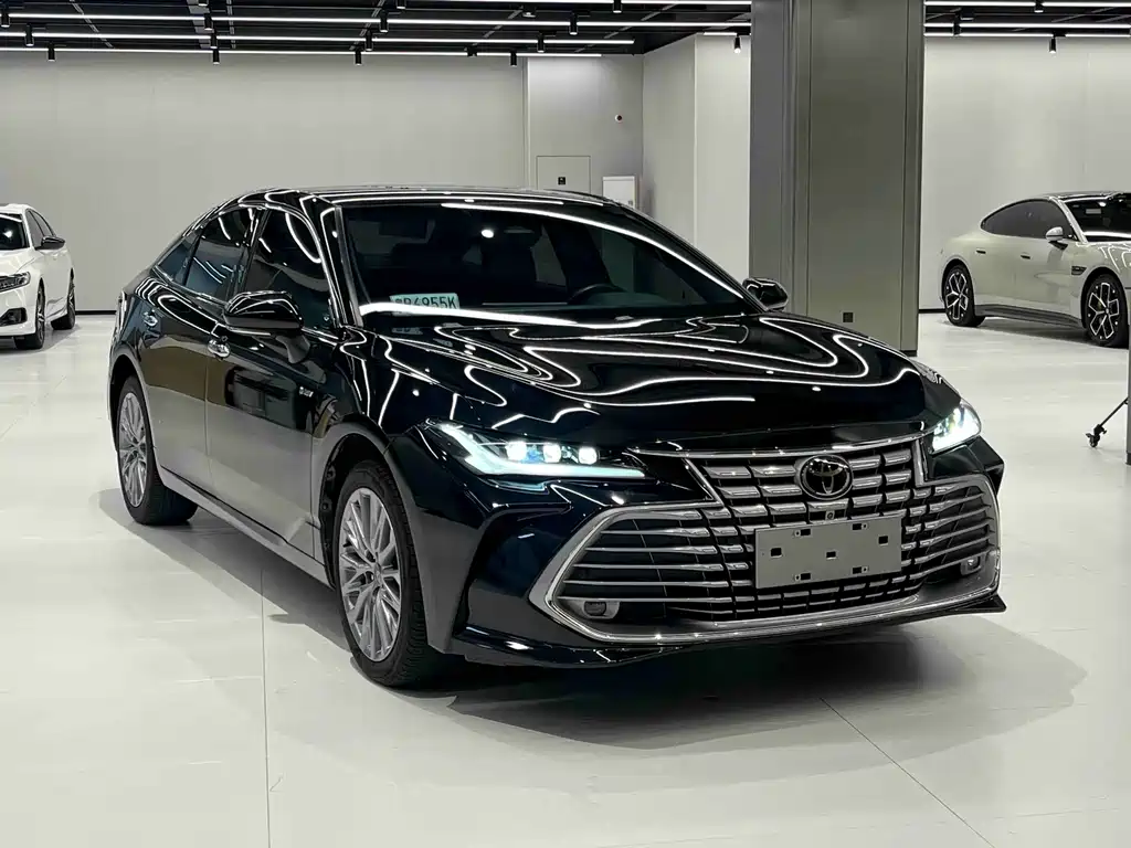 Toyota Avalon — миниатюра 3