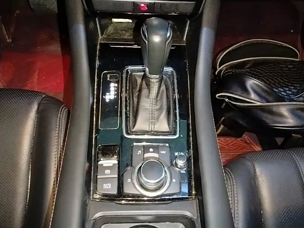 Mazda Atenza — миниатюра 14