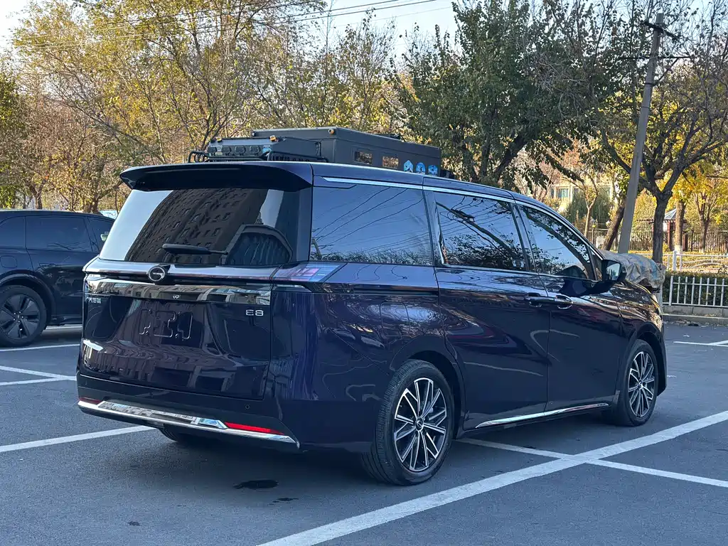 GAC Motor Trumpchi E8 PHEV — миниатюра 13