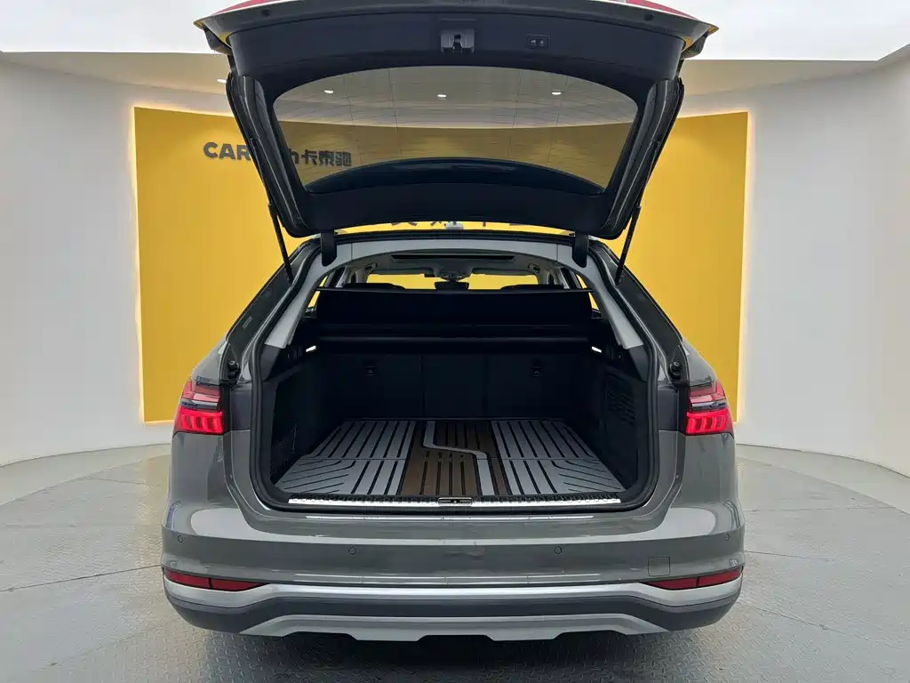 Audi A6 (Import) — миниатюра 12