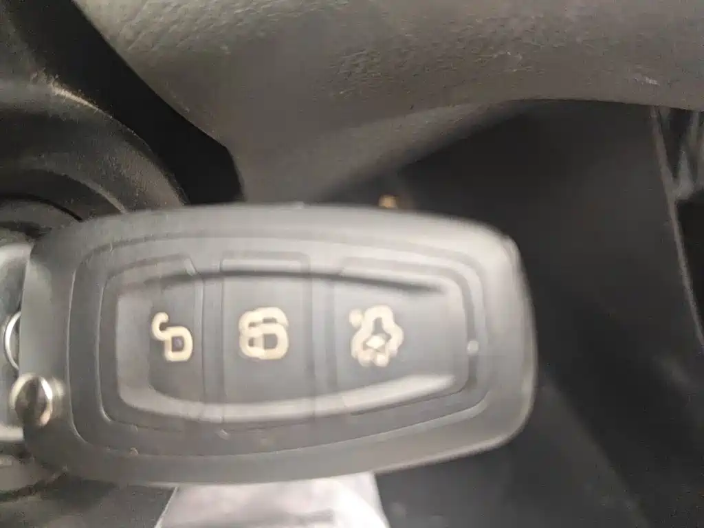 Ford Focus — миниатюра 12