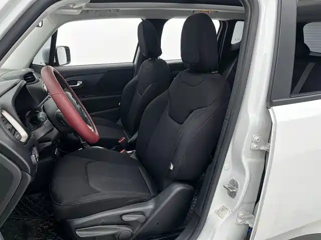 Jeep Renegade — миниатюра 10