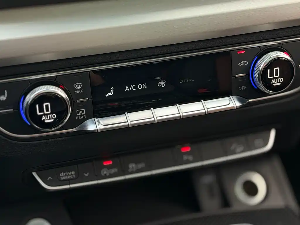 Audi Q5L — миниатюра 16