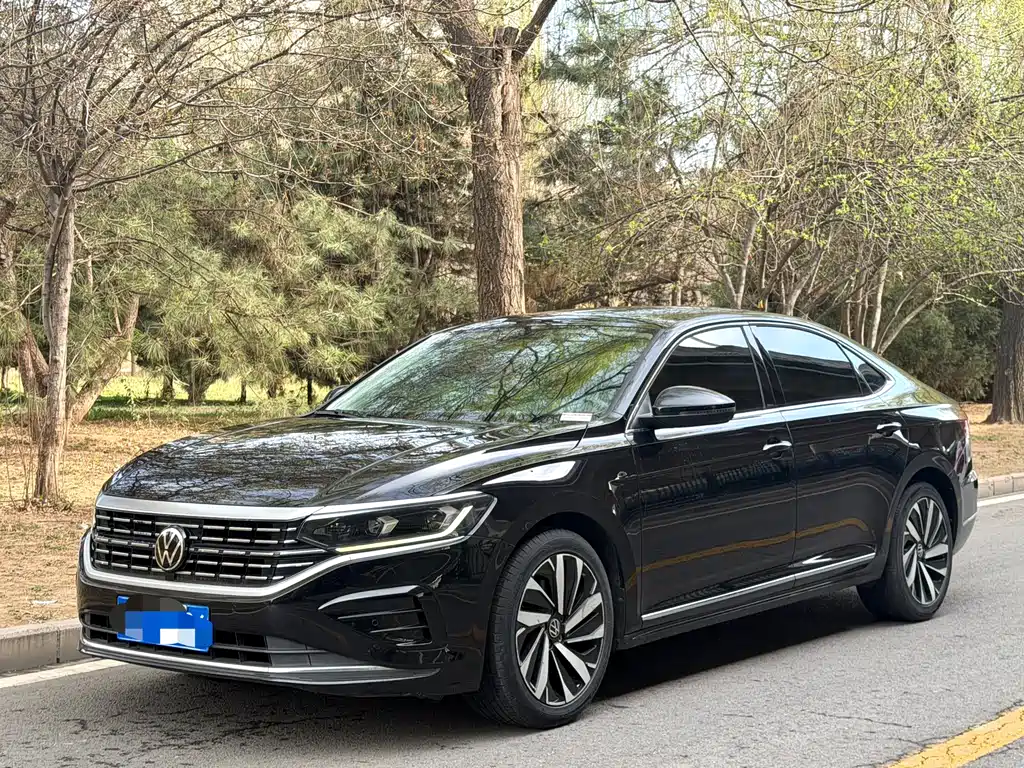 Volkswagen Passat 2022