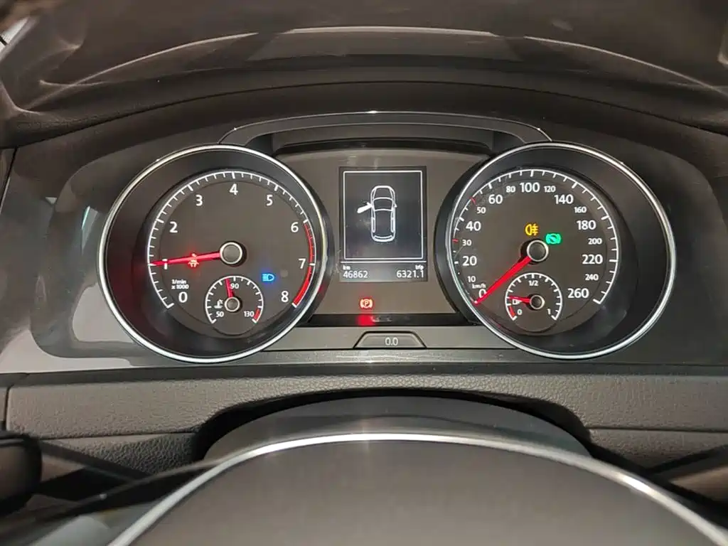 Volkswagen Golf — миниатюра 12