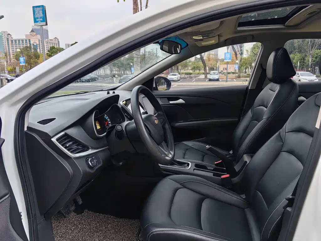 Chevrolet Cavalier — миниатюра 7