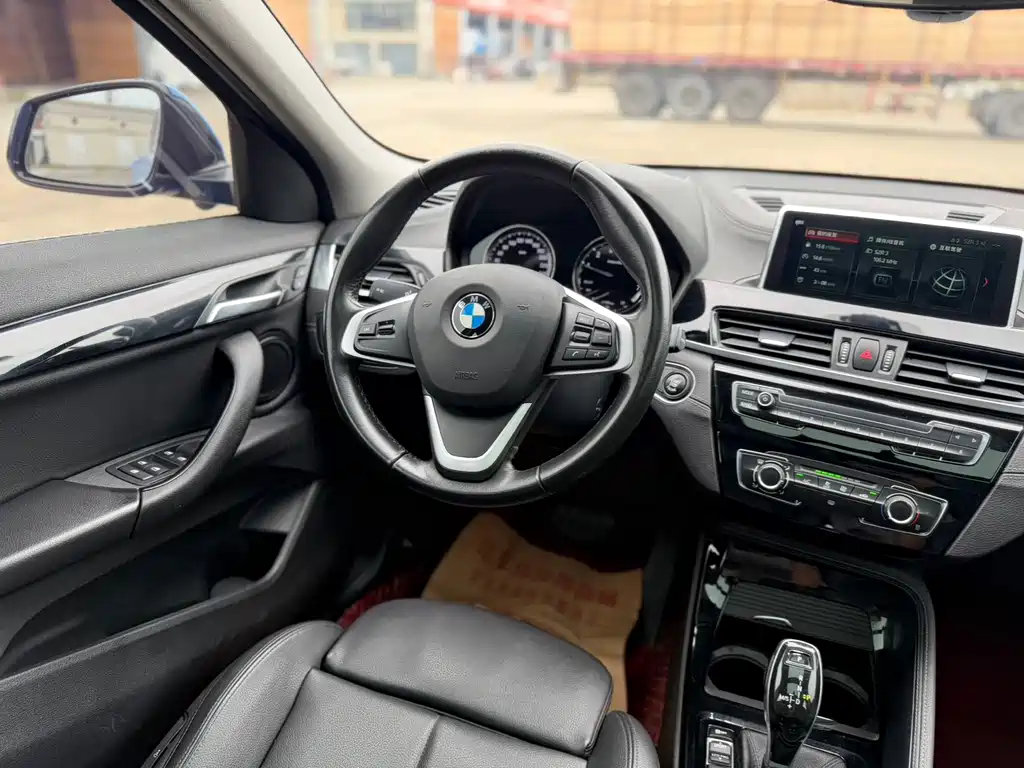 BMW X2 (Import) — миниатюра 12