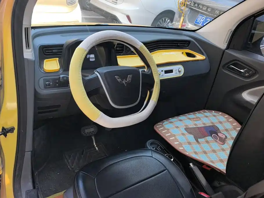 Wuling MINIEV — миниатюра 12