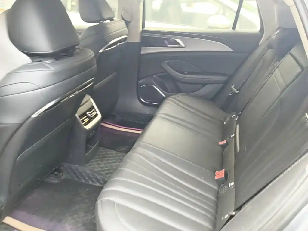 Hongqi Hongqi H5 — миниатюра 22