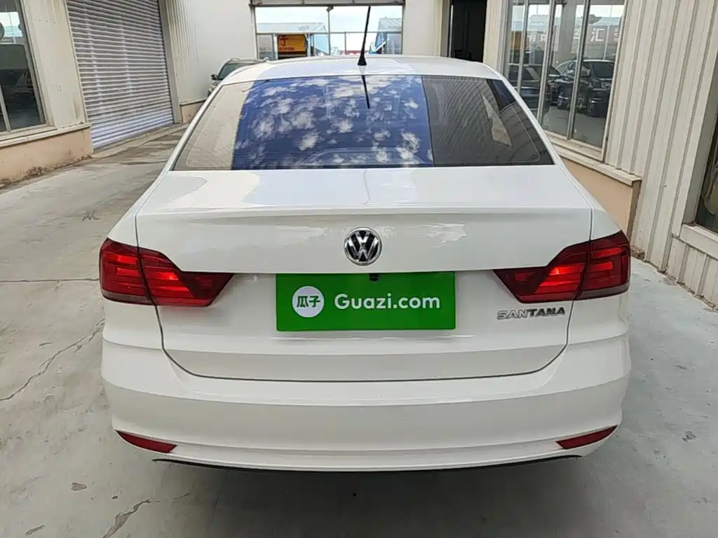 Volkswagen Santana — миниатюра 6