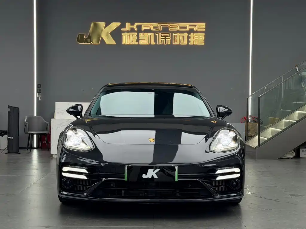 Porsche Panamera Hybrid — миниатюра 2