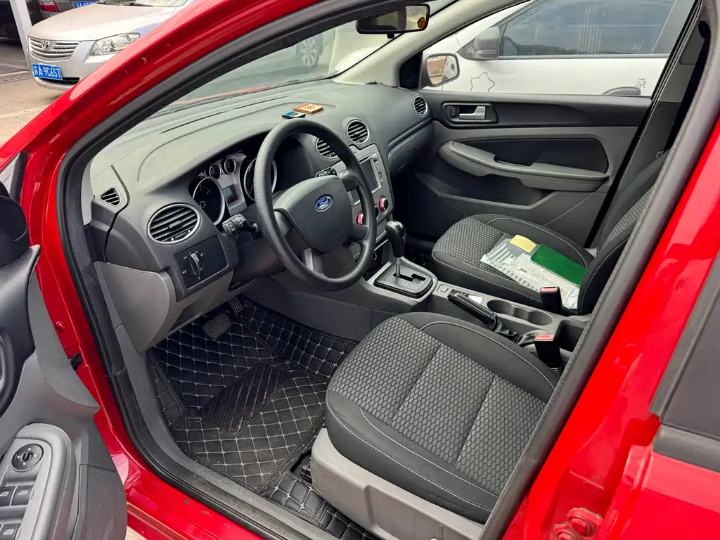 Ford Focus — миниатюра 3