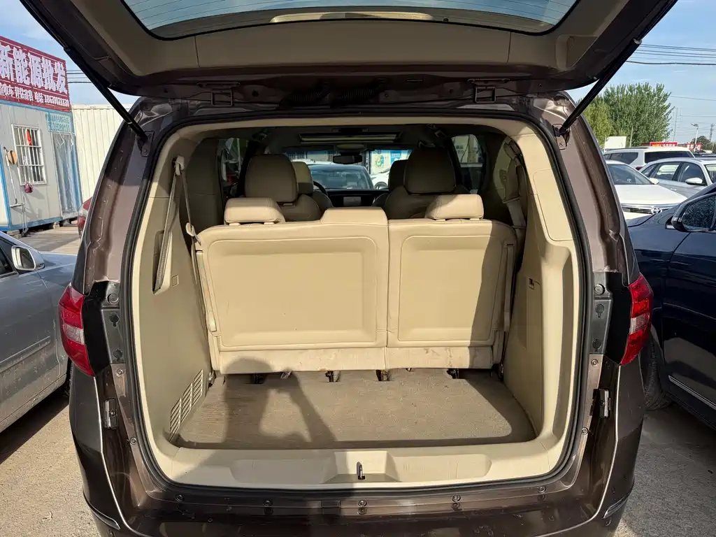 Buick GL8 2014 2.4L LT Luxury Executive