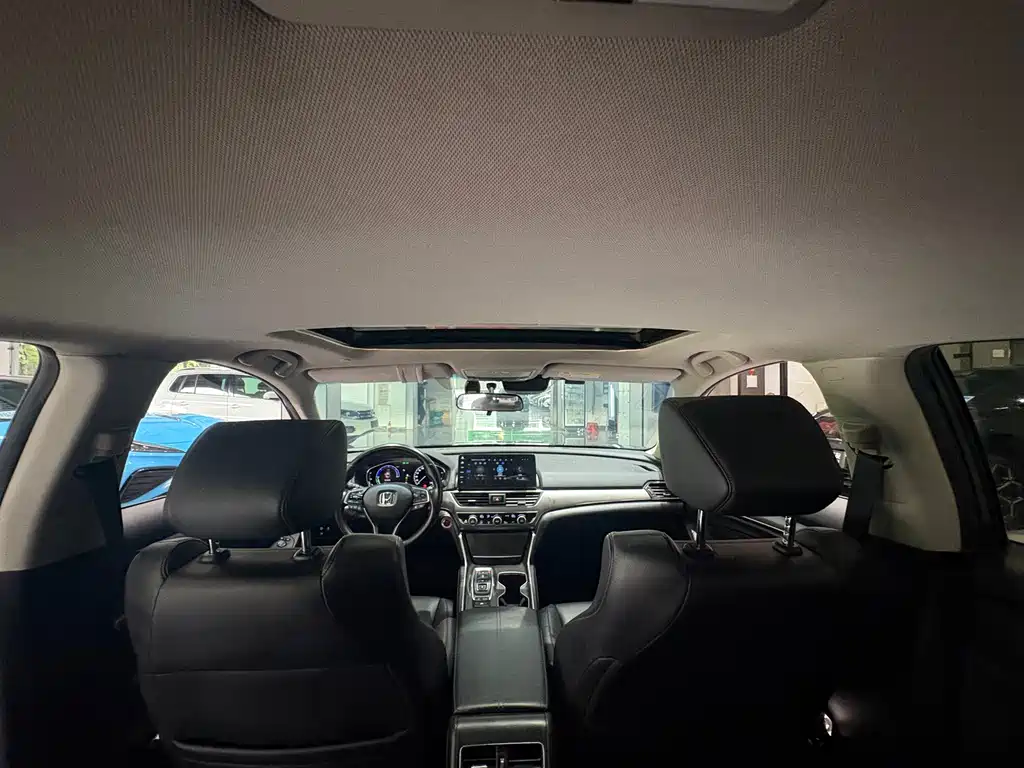 Honda Accord — миниатюра 23