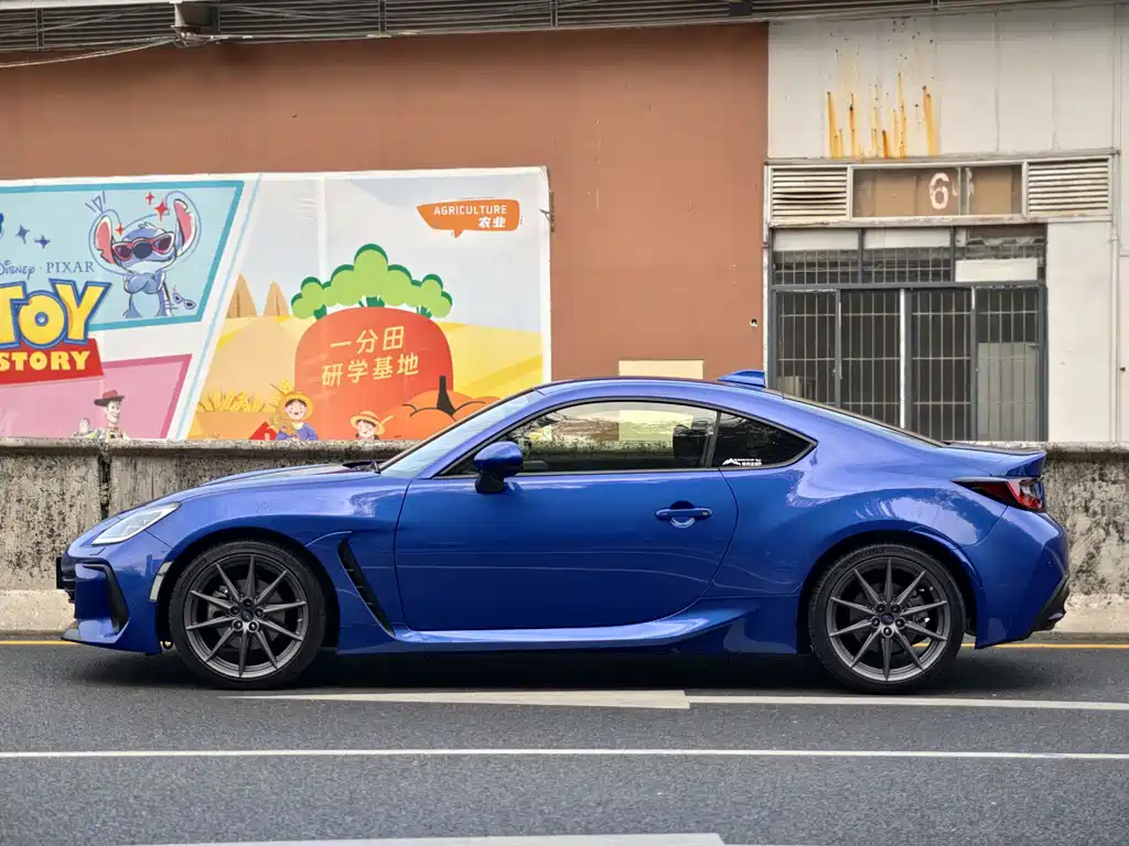 SUBARU BRZ
