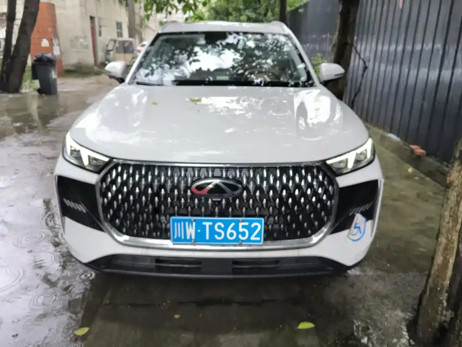 Chery Tiggo 8 — миниатюра 2