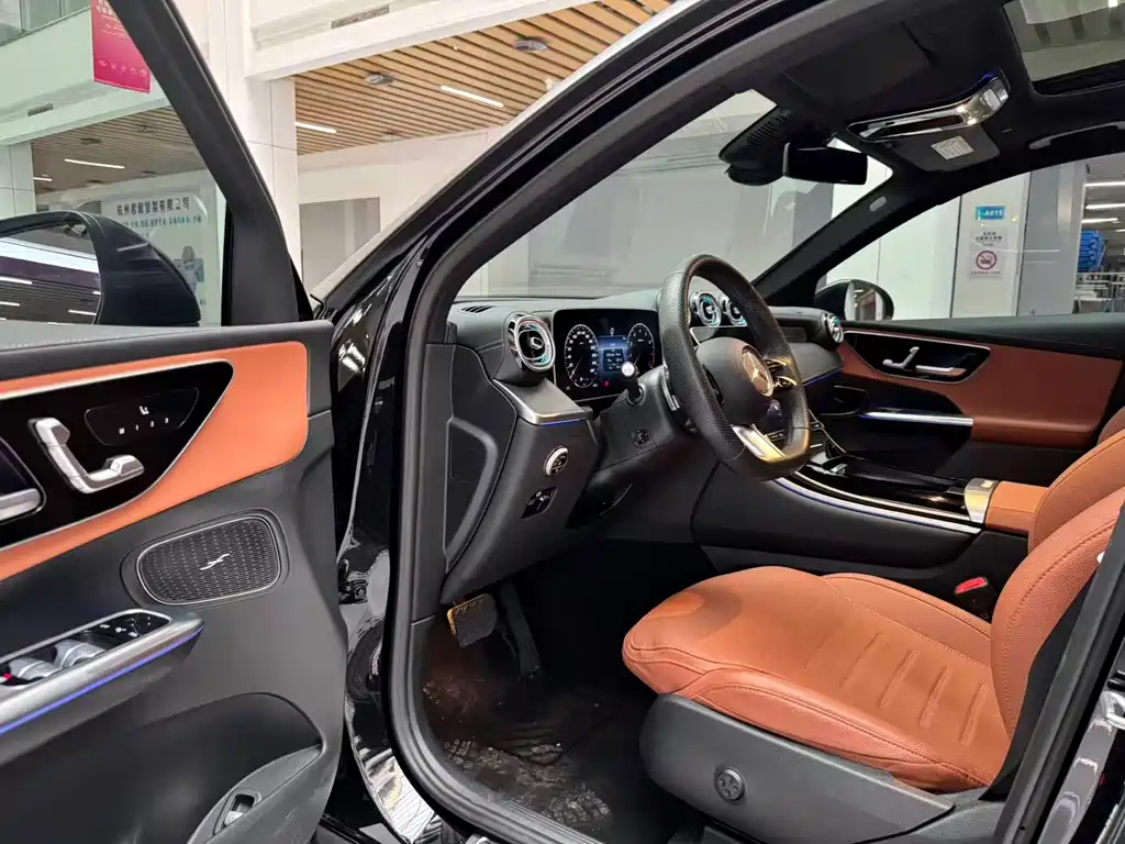 Mercedes-Benz GLC — миниатюра 9