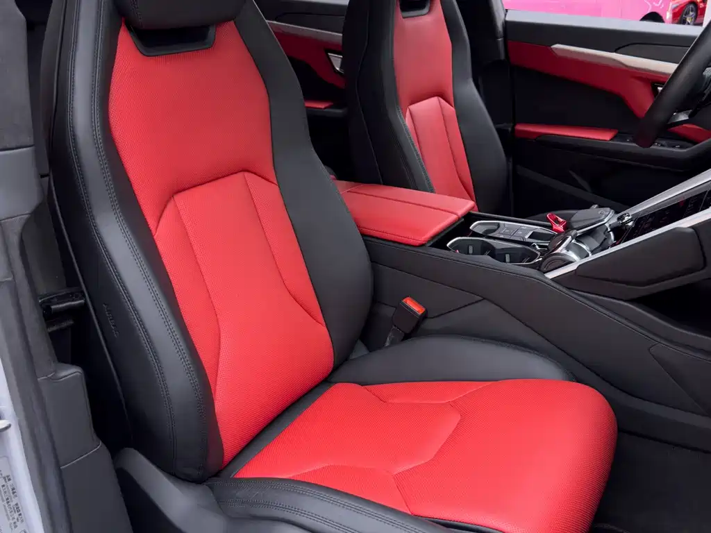 Lamborghini Urus — миниатюра 12