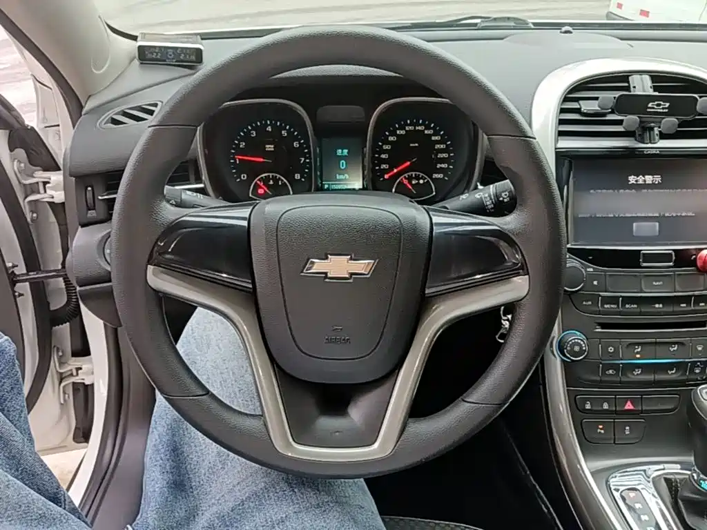 Chevrolet Malibu — миниатюра 11