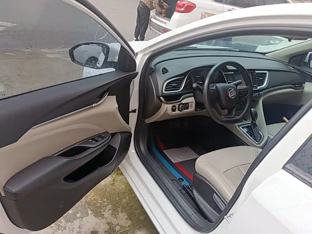 Buick Excelle — миниатюра 16