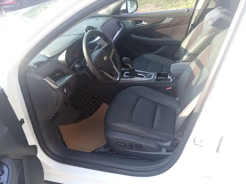 Chevrolet Malibu — миниатюра 15