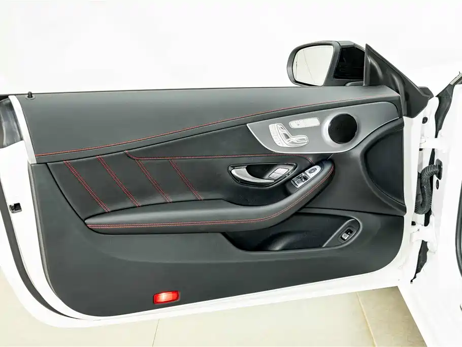 Mercedes-Benz C-Class (Import) — миниатюра 16
