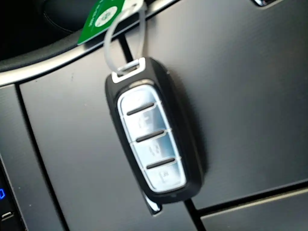 Lincoln MKZ — миниатюра 9