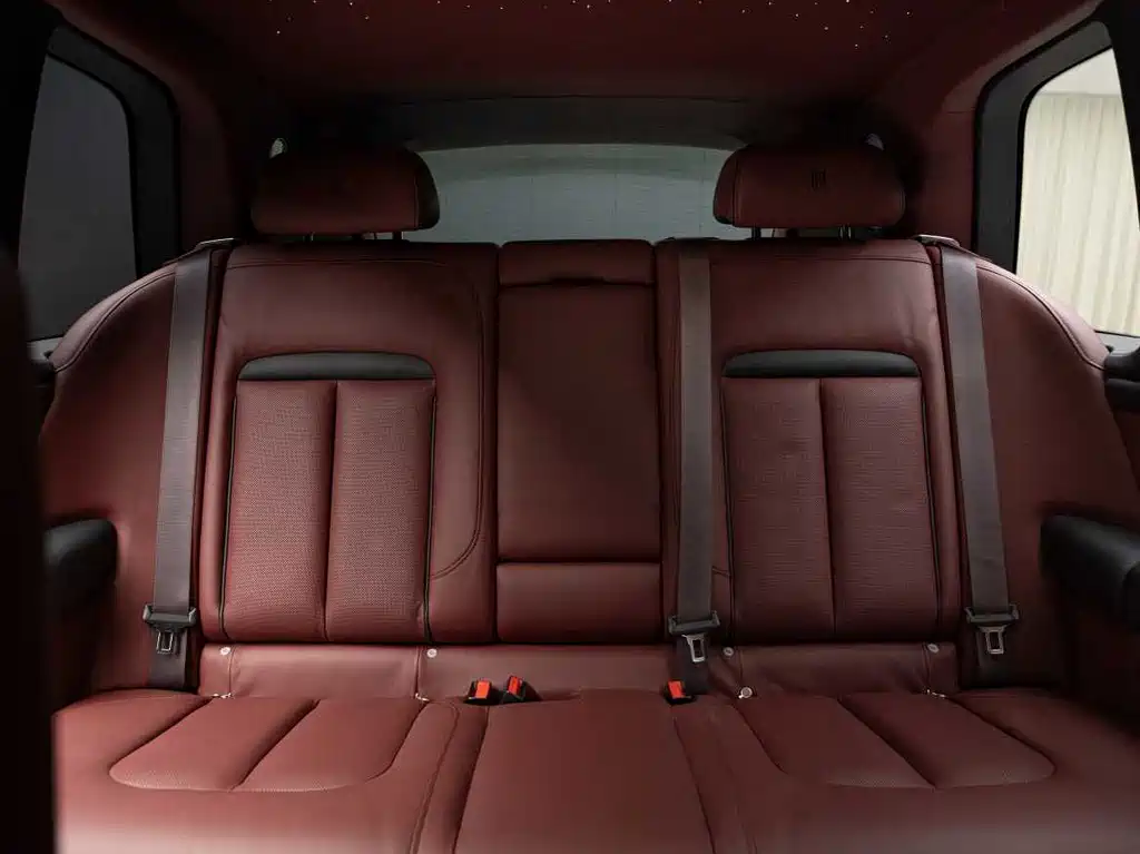 Rolls-Royce Cullinan — миниатюра 18