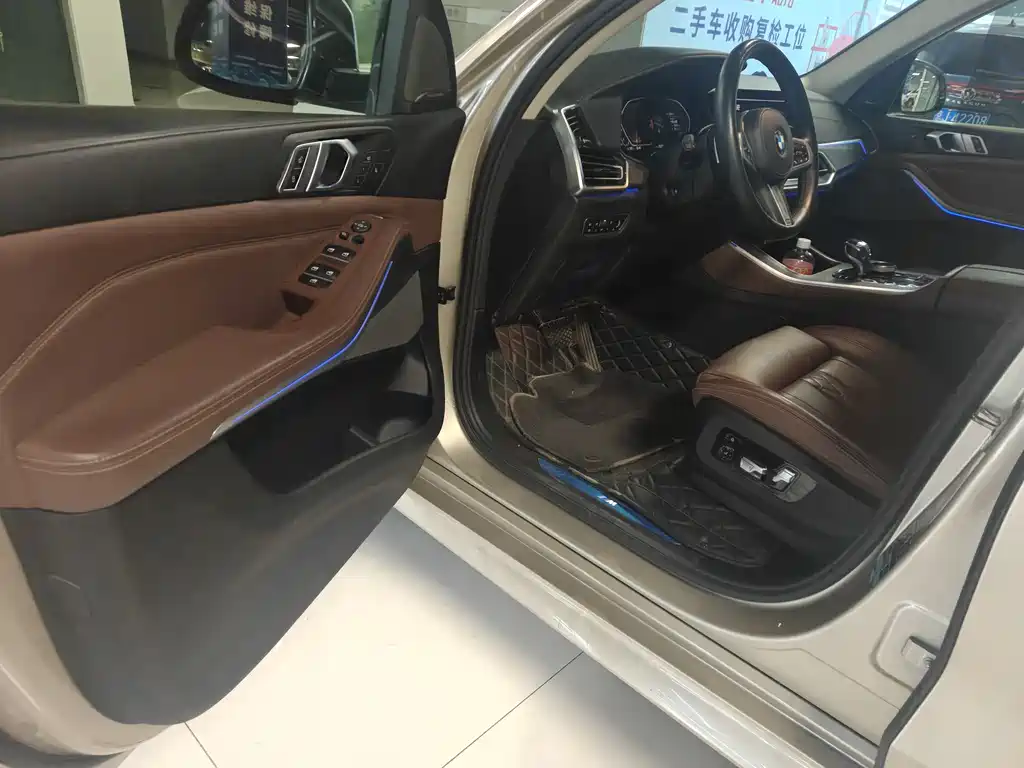 BMW X5 2019 xDrive40i Premium M Sport