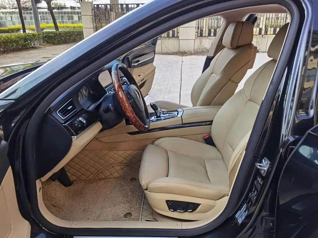 BMW 7 Series 7 2009 730Li Luxury