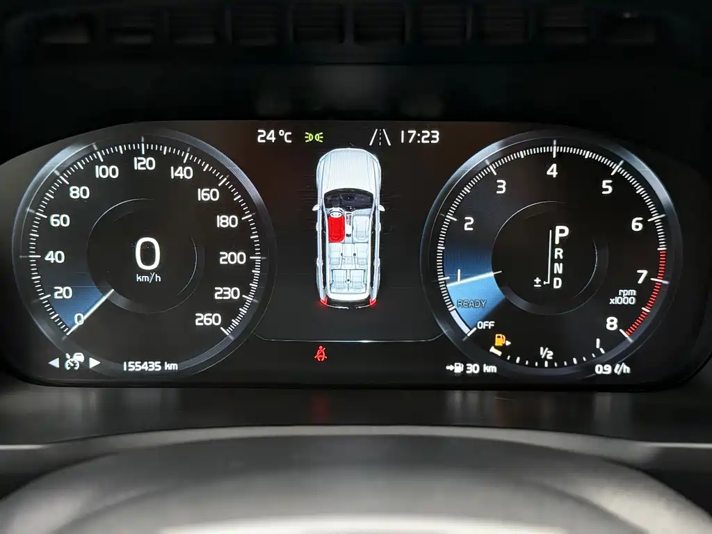 Volvo XC90 — миниатюра 18