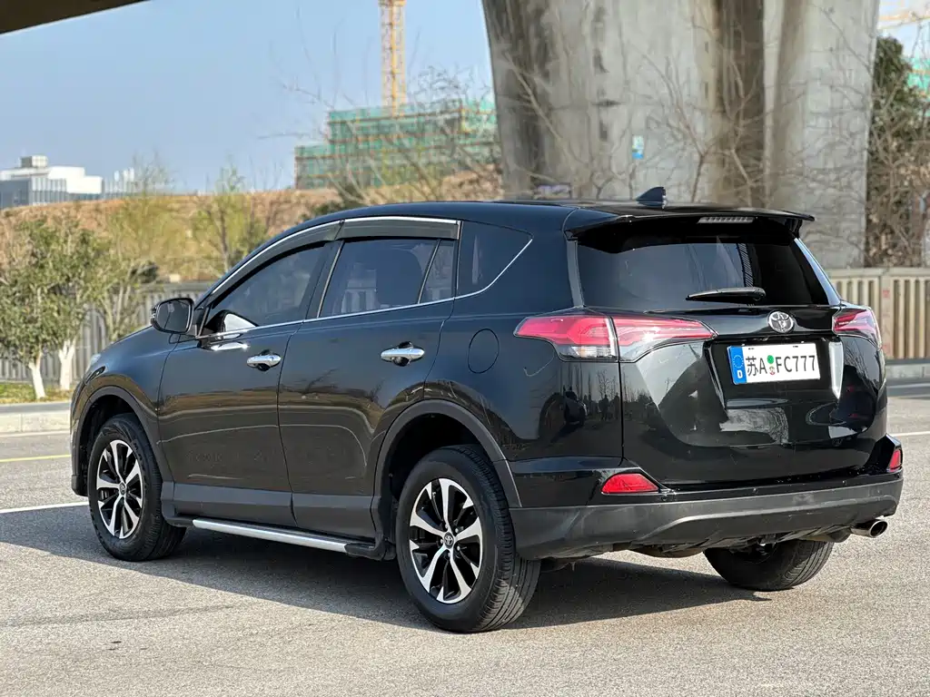 TOYOTA RAV4 RONGFANG