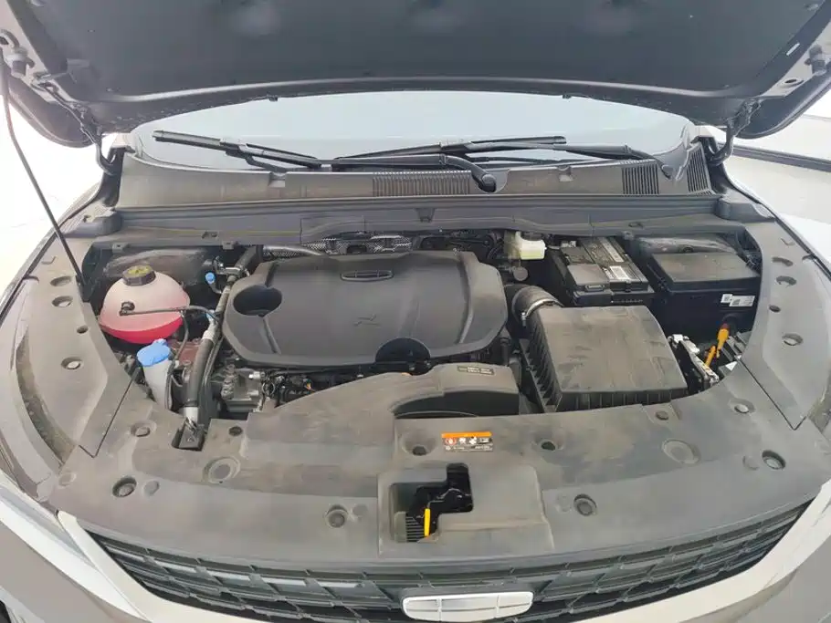 Geely Binyue — миниатюра 10
