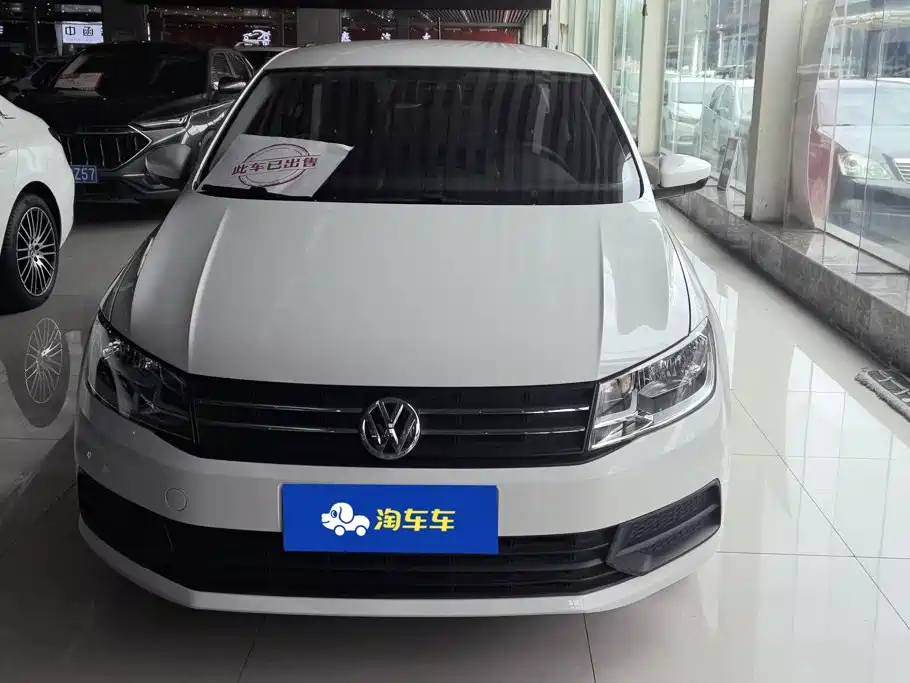 Volkswagen Santana — миниатюра 2