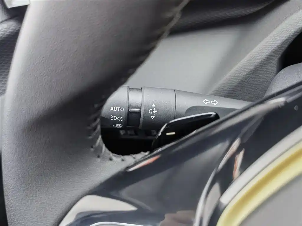 Peugeot 408X — миниатюра 21