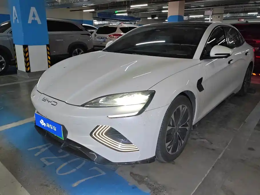 BYD Seal