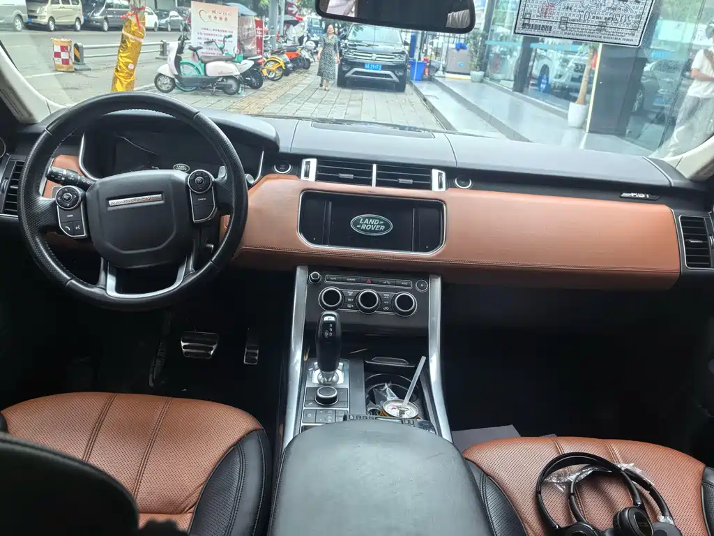 Land Rover Range Rover Sport 2016 3.0 SC V6 HST