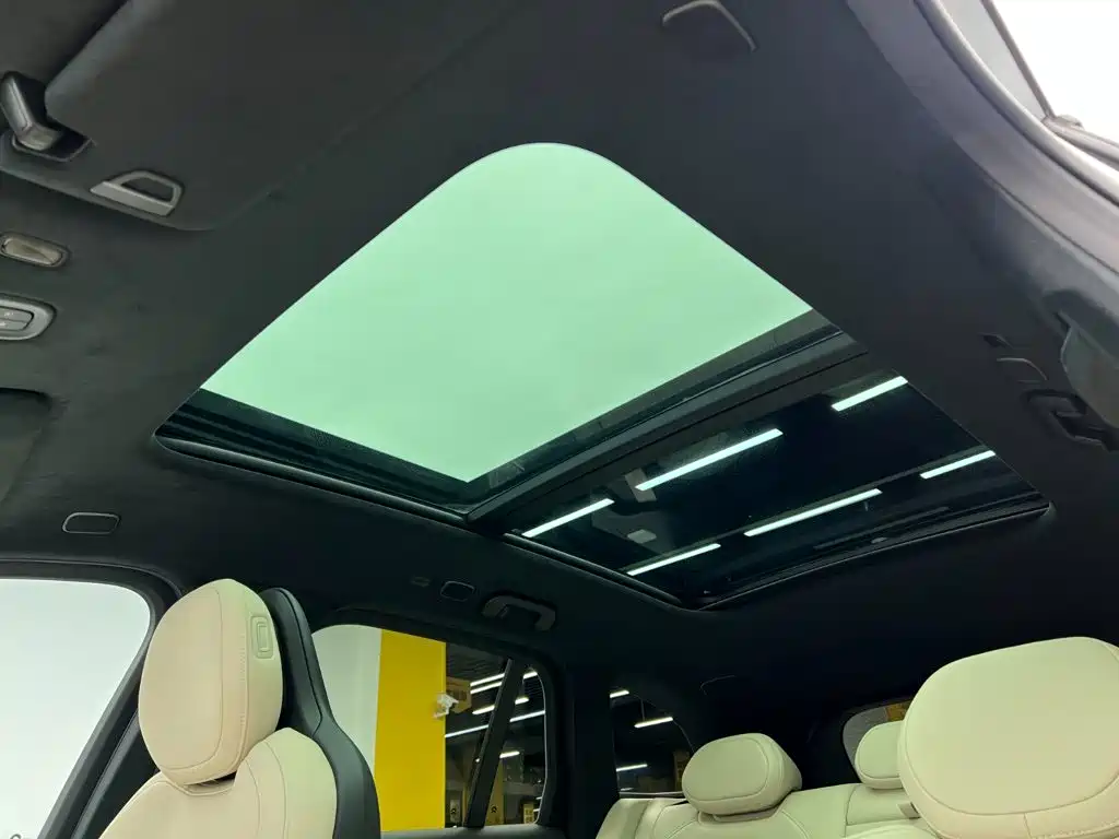 NIO ES6 — миниатюра 17