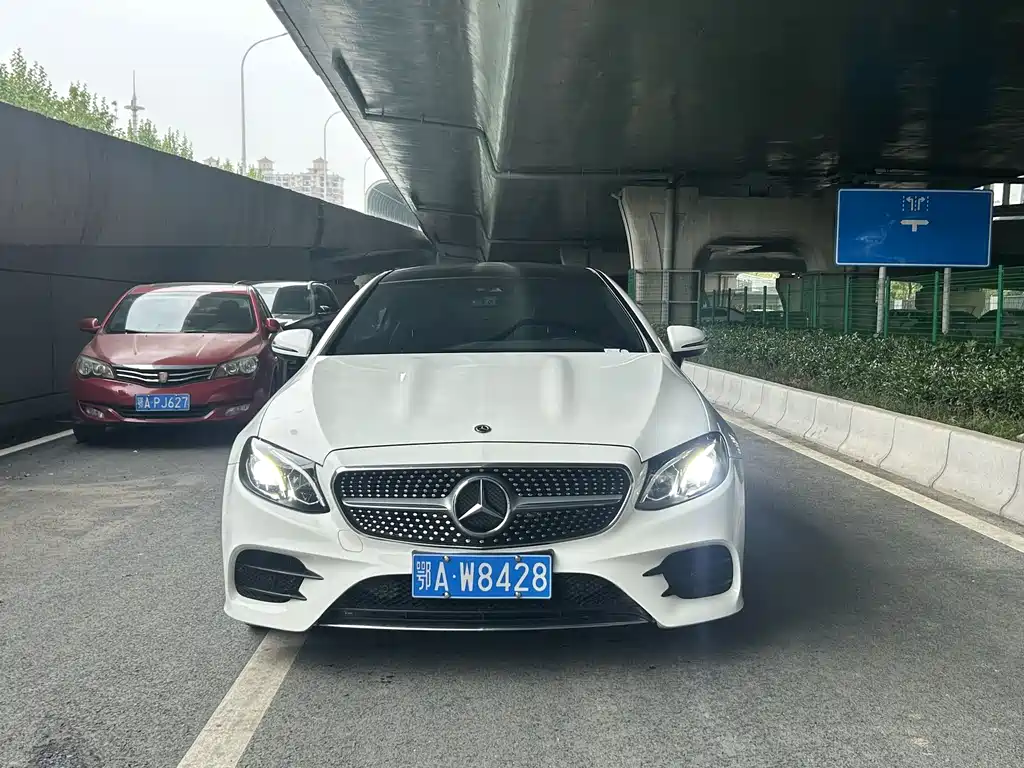 Mercedes-Benz E-Class E 2017 E 200 4MATIC