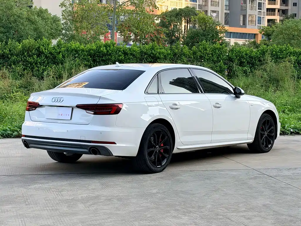 Audi A4L — миниатюра 5