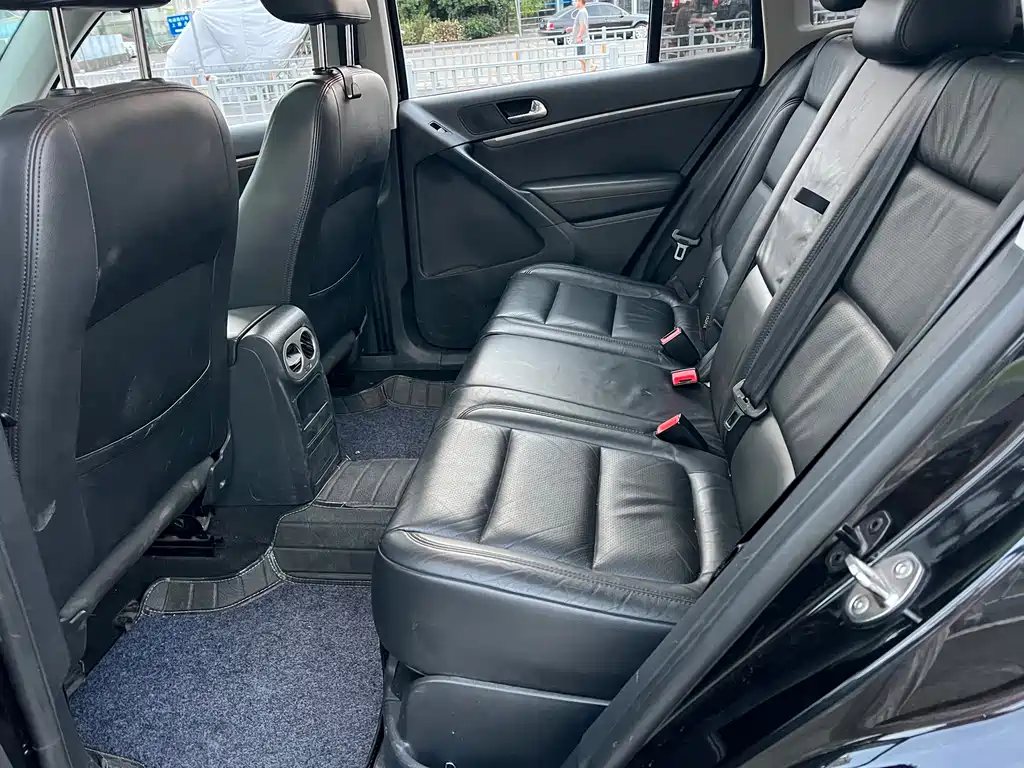 Volkswagen Tiguan — миниатюра 8